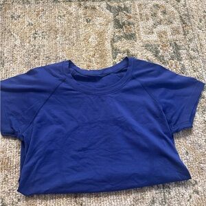Lululemon purple T-Shirt